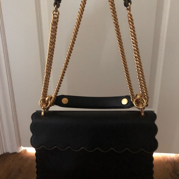 Fendi KAN I scalloped bag medium - black - Picture 5 of 15